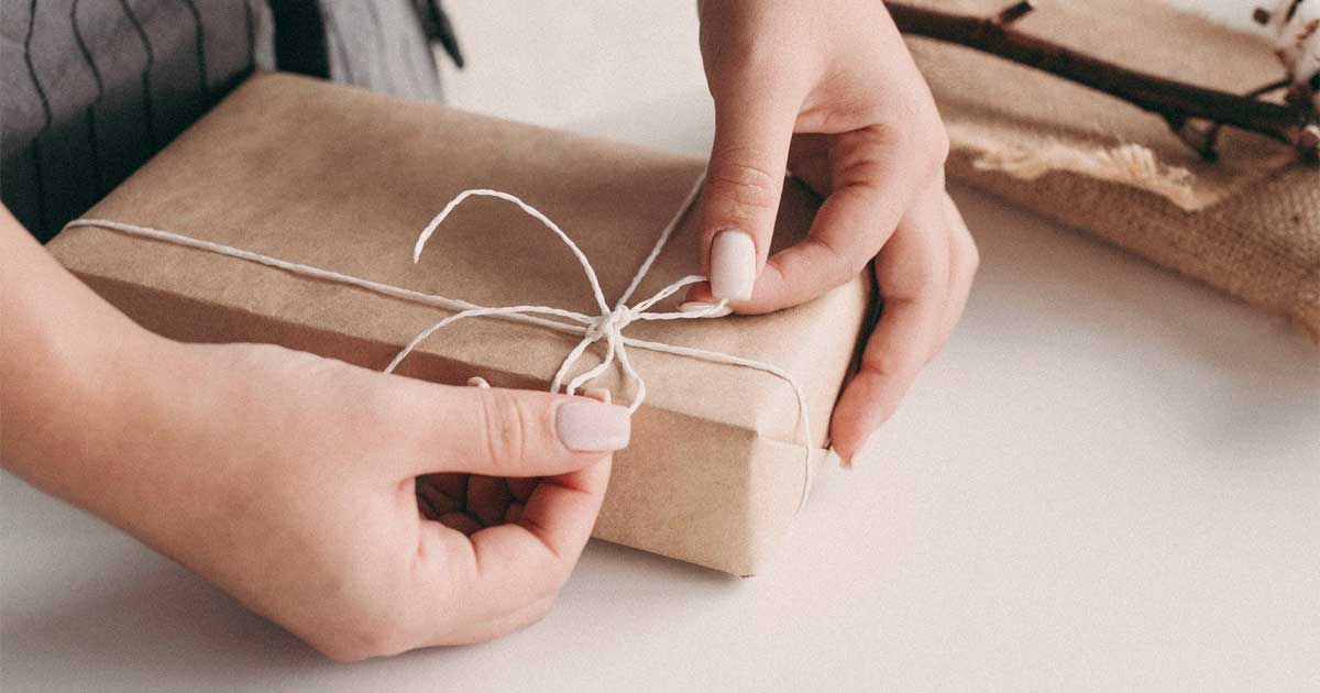 GIFT TIPS